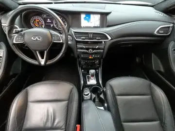 2019 Infiniti QX30 с пробегом 37 724 км