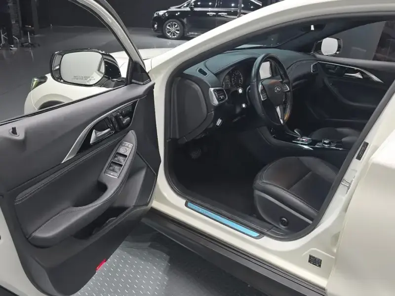 2019 Infiniti QX30 с пробегом 37 724 км
