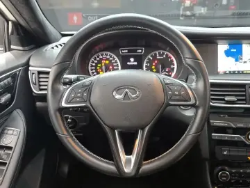 2019 Infiniti QX30 с пробегом 37 724 км