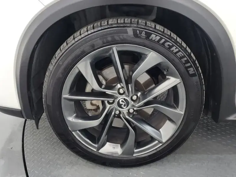 2019 Infiniti QX50 с пробегом 93 820 км