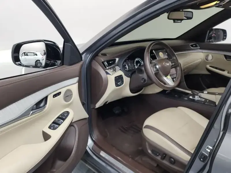 2019 Infiniti QX50 с пробегом 71 900 км