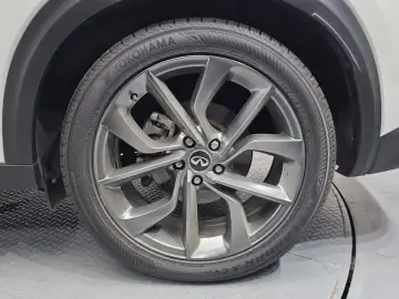 2019 Infiniti QX50 с пробегом 82 799 км