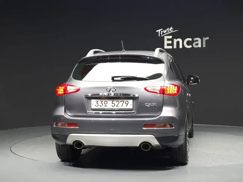 2017 Infiniti QX50 с пробегом 123 416 км