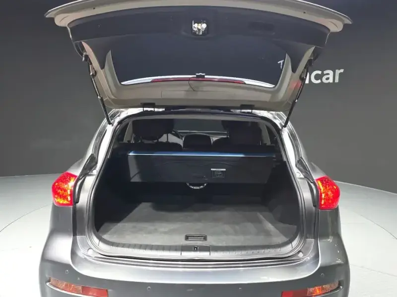 2017 Infiniti QX50 с пробегом 123 416 км