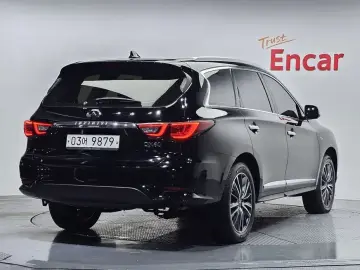 2018 Infiniti QX60 с пробегом 106 785 км
