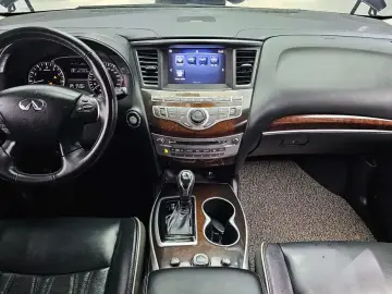 2018 Infiniti QX60 с пробегом 106 785 км