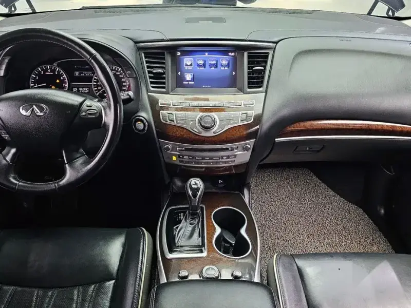 2018 Infiniti QX60 с пробегом 106 785 км