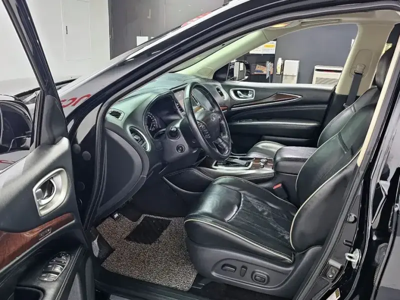 2018 Infiniti QX60 с пробегом 106 785 км