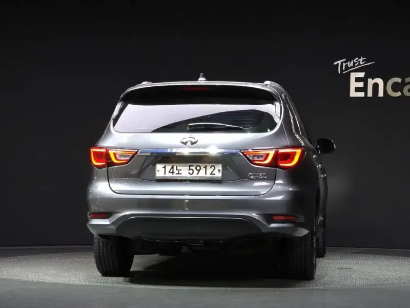 2017 Infiniti QX60 с пробегом 57 673 км