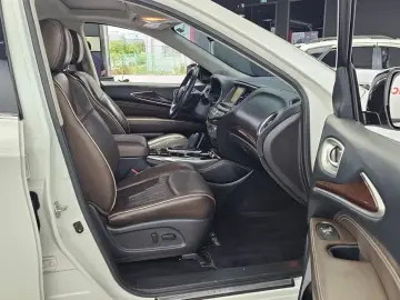 2017 Infiniti QX60 с пробегом 132 237 км