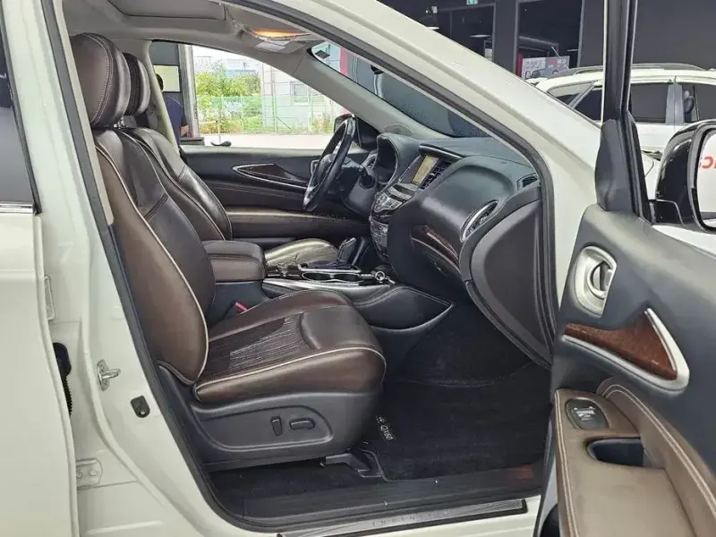 2017 Infiniti QX60 с пробегом 132 237 км