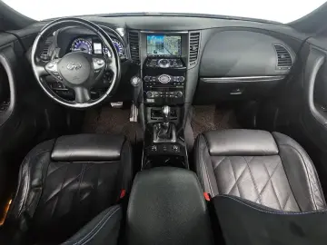 2017 Infiniti QX70 с пробегом 116 404 км