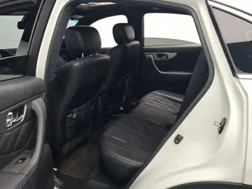 2017 Infiniti QX70 с пробегом 116 404 км