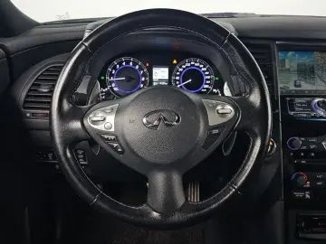 2017 Infiniti QX70 с пробегом 116 404 км