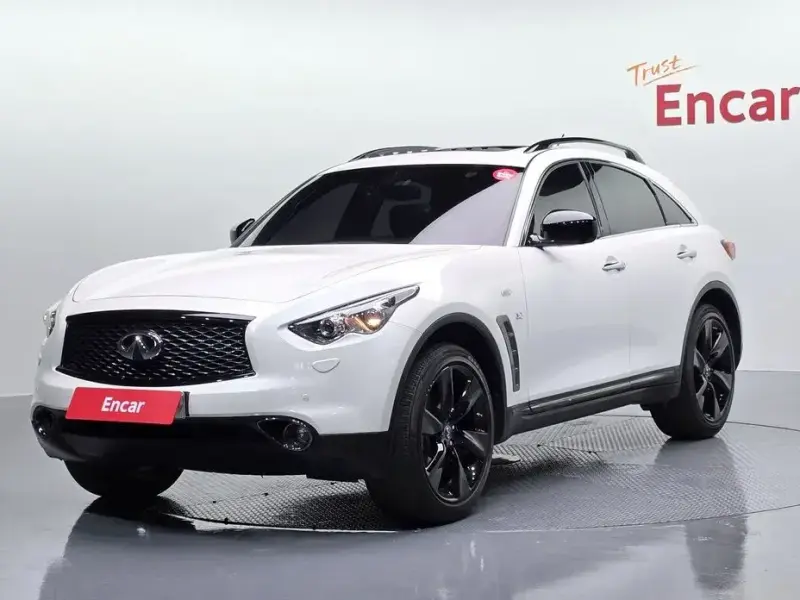 2017 Infiniti QX70 с пробегом 61 121 км