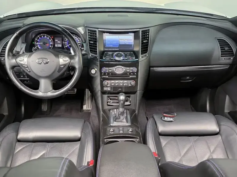 2017 Infiniti QX70 с пробегом 61 121 км