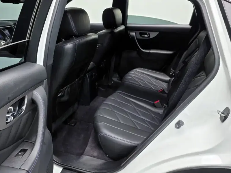 2017 Infiniti QX70 с пробегом 61 121 км