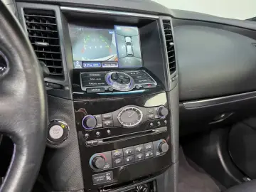 2017 Infiniti QX70 с пробегом 61 121 км
