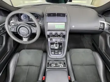2021 Jaguar F-Type с пробегом 27 352 км