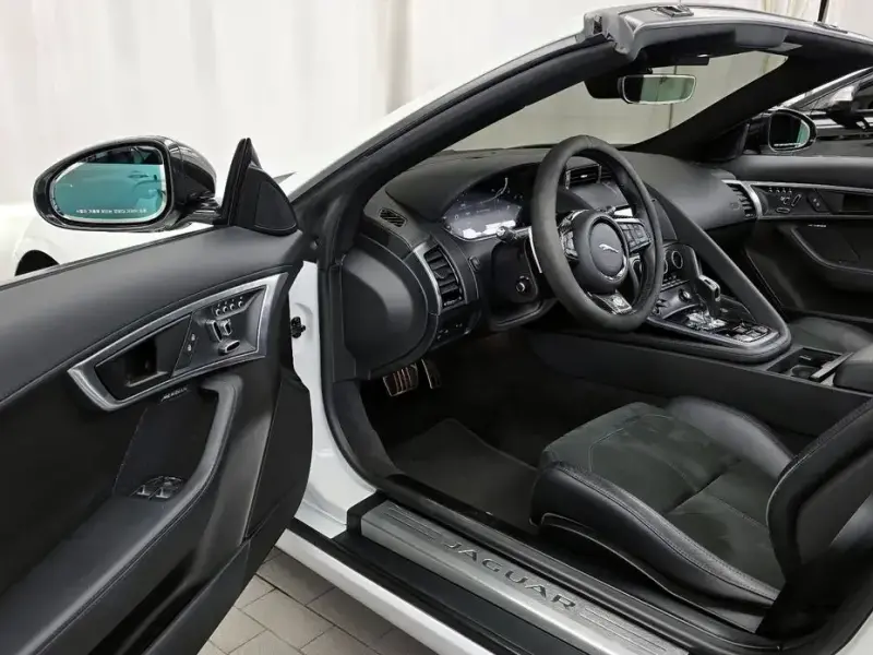 2021 Jaguar F-Type с пробегом 27 352 км