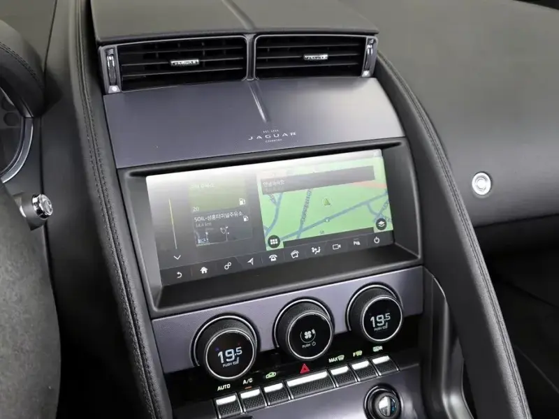 2021 Jaguar F-Type с пробегом 27 352 км