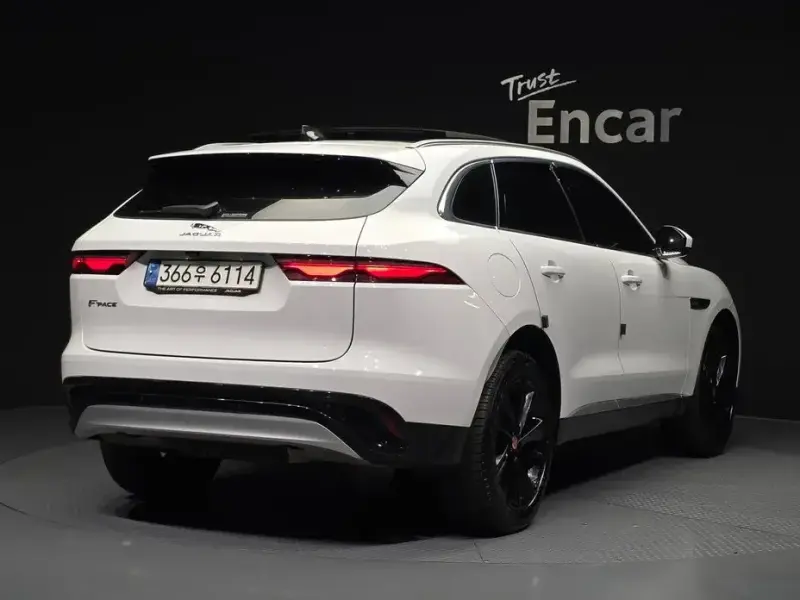 2023 Jaguar F-Pace с пробегом 57 913 км