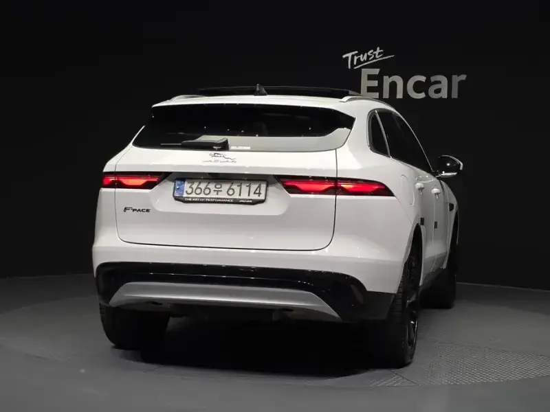 2023 Jaguar F-Pace с пробегом 57 913 км