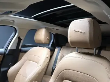 2023 Jaguar F-Pace с пробегом 57 913 км