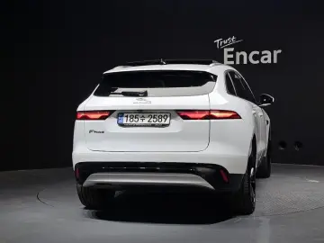 2022 Jaguar F-Pace с пробегом 104 420 км