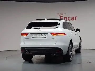2019 Jaguar F-Pace с пробегом 45 015 км