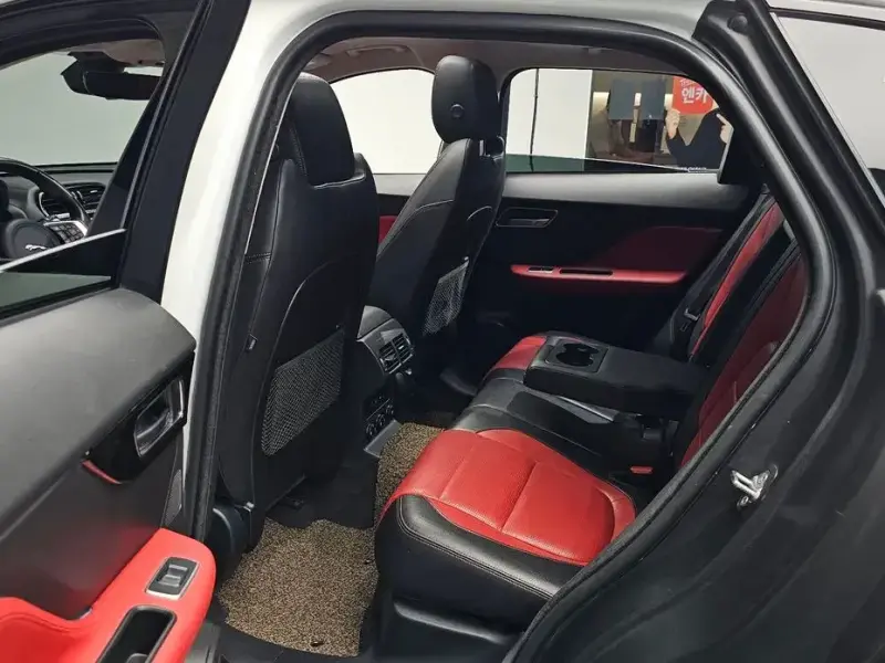 2019 Jaguar F-Pace с пробегом 45 015 км