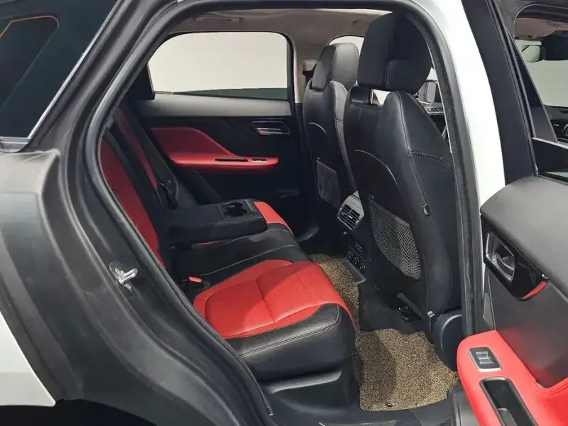 2019 Jaguar F-Pace с пробегом 45 015 км