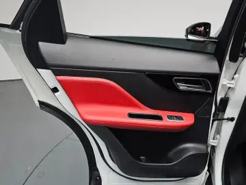 2019 Jaguar F-Pace с пробегом 45 015 км