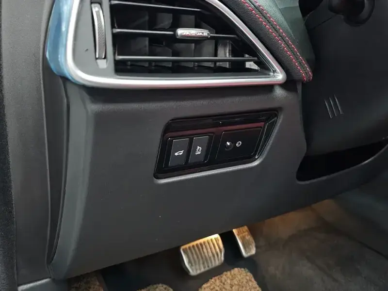2019 Jaguar F-Pace с пробегом 45 015 км