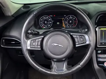 2019 Jaguar F-Pace с пробегом 114 025 км