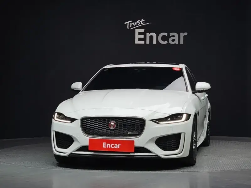 2020 Jaguar XE с пробегом 85 226 км
