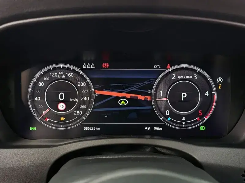 2020 Jaguar XE с пробегом 85 226 км