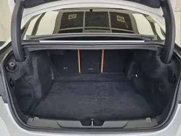 2020 Jaguar XE с пробегом 85 226 км