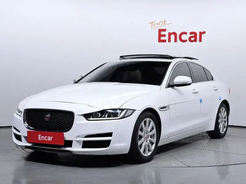 2019 Jaguar XE с пробегом 59 664 км