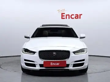 2019 Jaguar XE с пробегом 59 664 км