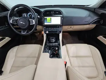 2019 Jaguar XE с пробегом 59 664 км