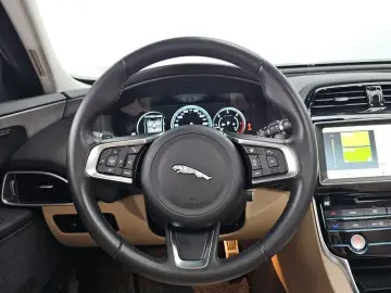 2019 Jaguar XE с пробегом 59 664 км