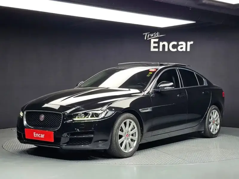 2018 Jaguar XE с пробегом 97 376 км