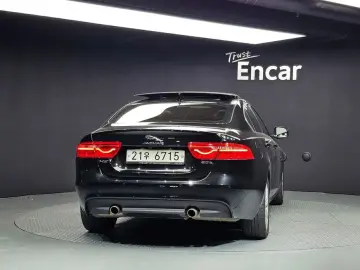 2018 Jaguar XE с пробегом 97 376 км