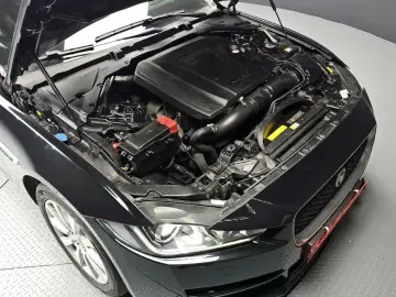 2018 Jaguar XE с пробегом 97 376 км