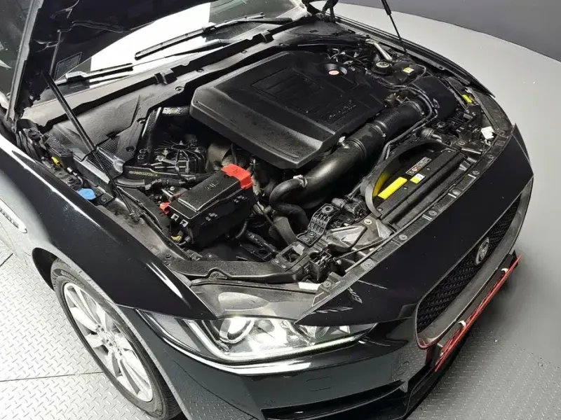 2018 Jaguar XE с пробегом 97 376 км