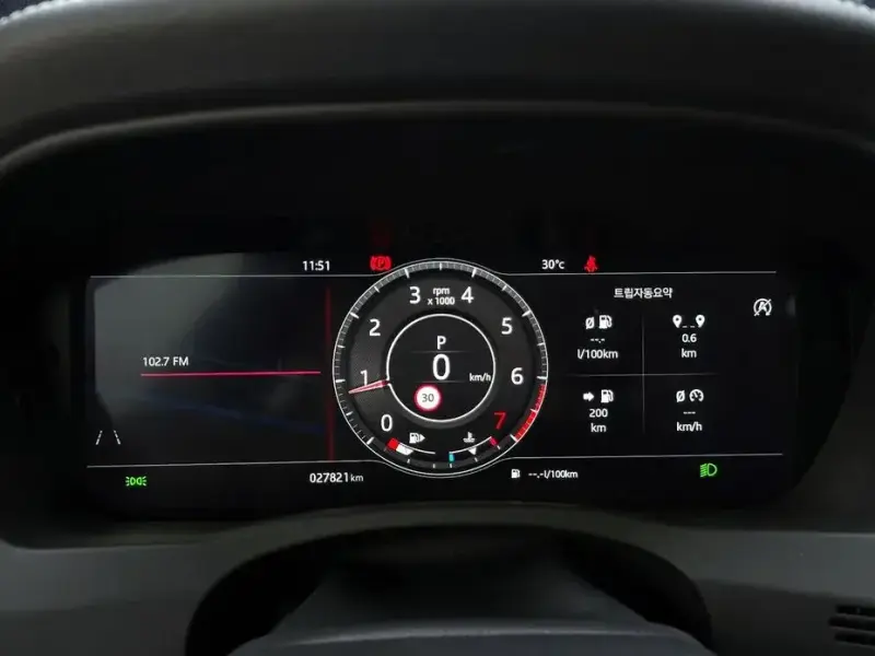 2020 Jaguar XE с пробегом 27 821 км