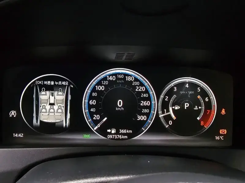 2018 Jaguar XE с пробегом 97 376 км