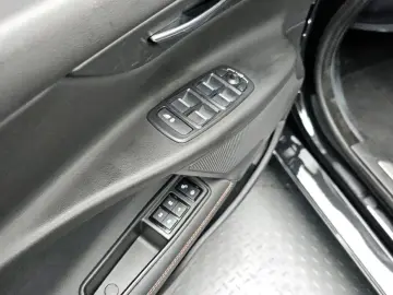 2018 Jaguar XE с пробегом 97 376 км