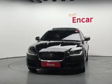 2018 Jaguar XE с пробегом 41 947 км